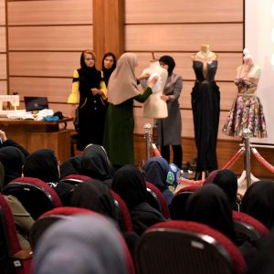 همایش آموزشی مولاژ و پری اوت کوتور مدرن